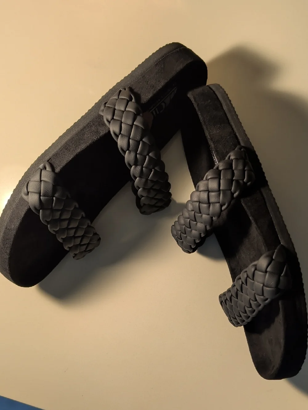 Cliffs Woman Braided Double-Strap Slide Sandals in Black Size 8 - Picture 5 of 8
